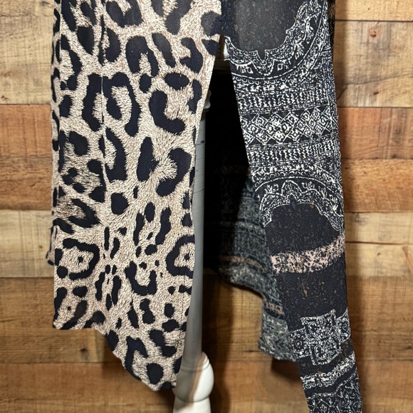 John • Mark Leopard Print Sleeveless Tunic Embroidered size Medium - Picture 5 of 11